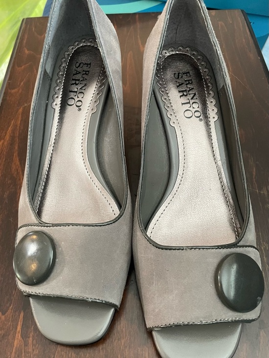 Franco Sarto Shoes - Franco Sarto L’Avanti Women's Gray Suede Peep Toe Pumps